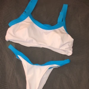 oanvänd bikini - såå fin helt ny & oanvänd bikini från shein, köpte för 109 kr❤️ Storlek S , säljer för råka beställa 2🥰