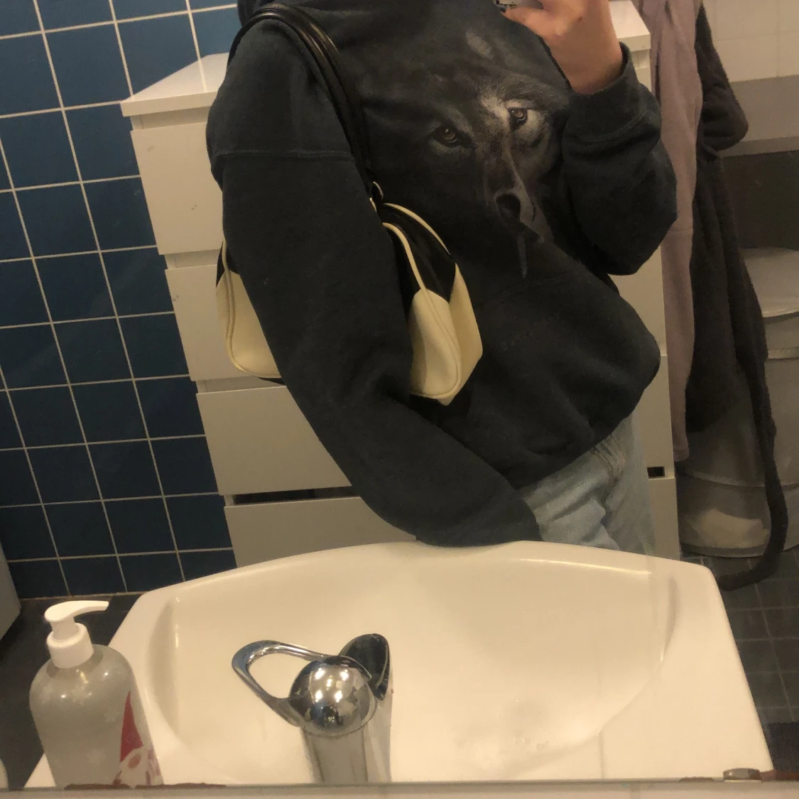 Svart och vaniljvit handväska - 91