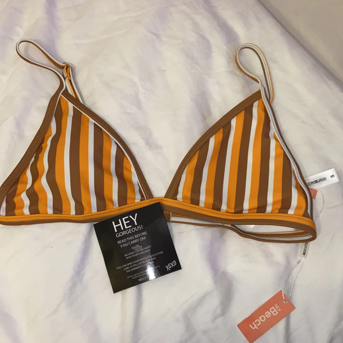 Oanvänd snygg bikinitopp