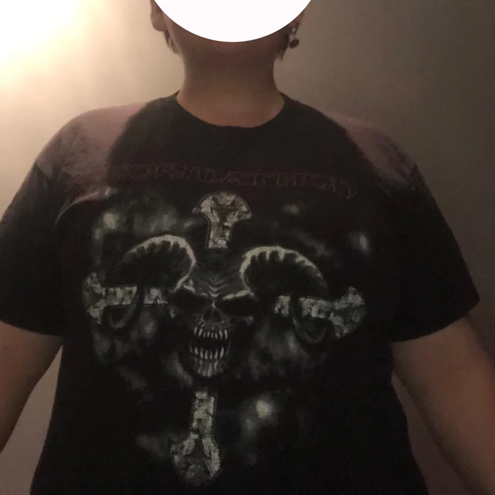 Gormathon rock band T-shirt, storlek XL men skulle nog tippa på att den passar L bättre. Frakt får man stå för själv och pris går att diskuteras.. T-shirts.
