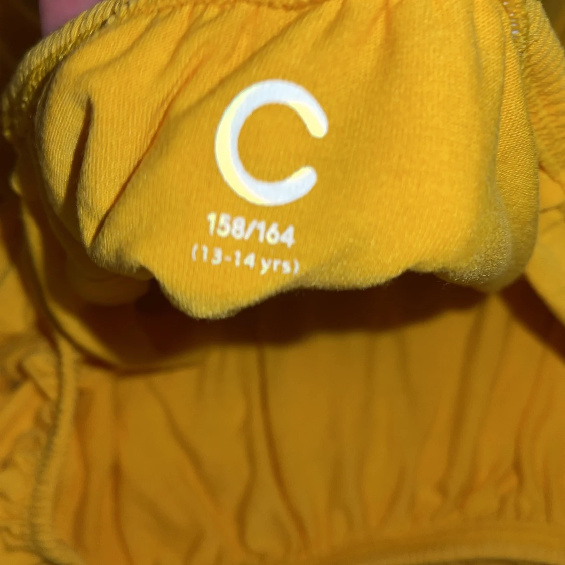 Gul off sholder - 90