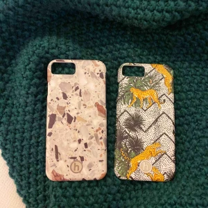  - Säljer dessa två skal från Holdit! Det är för iphone 7 och du får båda för 100kr inklusive frakt!