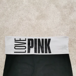  - yoga byxor från victoria's secret!! super snygga på :) 