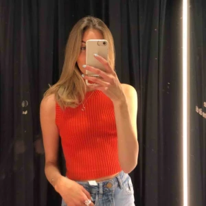  - Superfin gullig linne/väst från zara