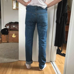  - Filippa K Selvedge Jeans. Knappt använda