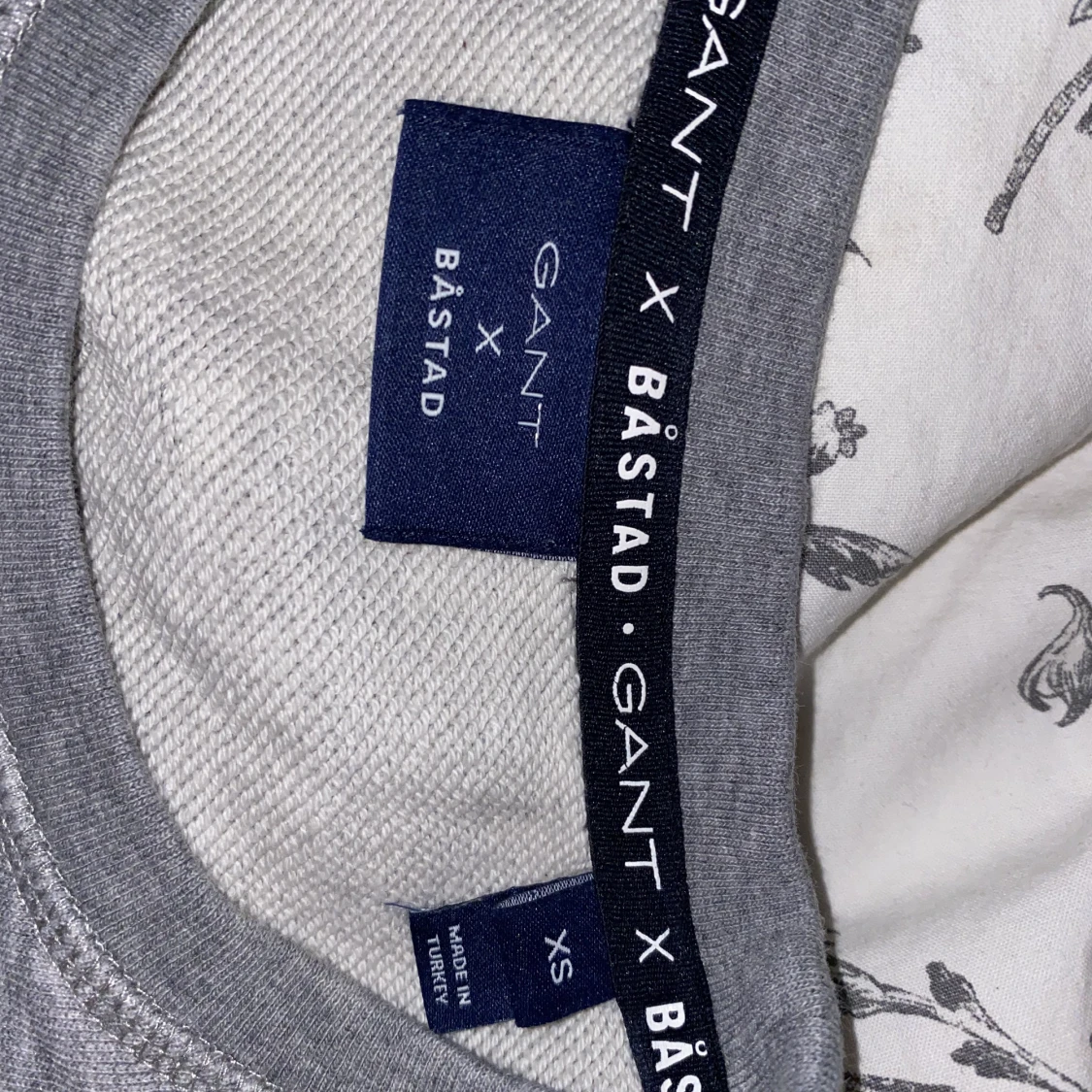 Sweatshirt från gant i storlek XS - 90