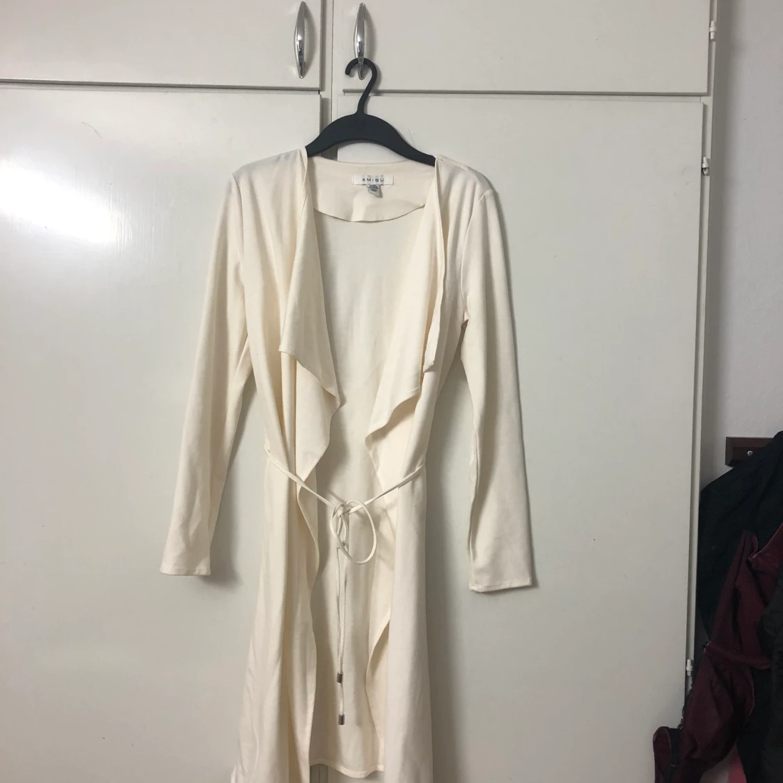 Off white trenchcoat storlek 36