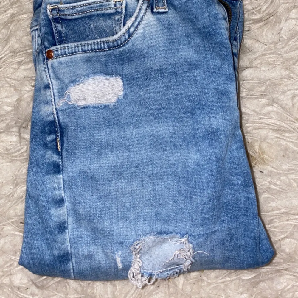 jeans i från bik bok strl xs. Jeans & Byxor.