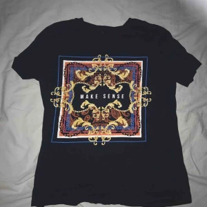  - Fin tröja från Gina💕