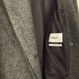 FILIPPA K ullkappa - Ullkappa från FILIPPA K i superskick, köptes i höstas så den är enbart använd en säsong. Strl XXS men passar mig som är XS/S. Inga spår av användning. Nypris 3999:- Kan skicka fler bilder vid förfrågan✨