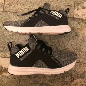  - Är storlek 37,5, men lite stora, så skulle säga 38, använda Max 3ggr