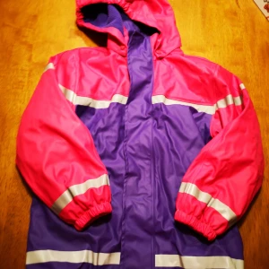 Regnjacks - Regnjacka st 122/128 fint skick. 