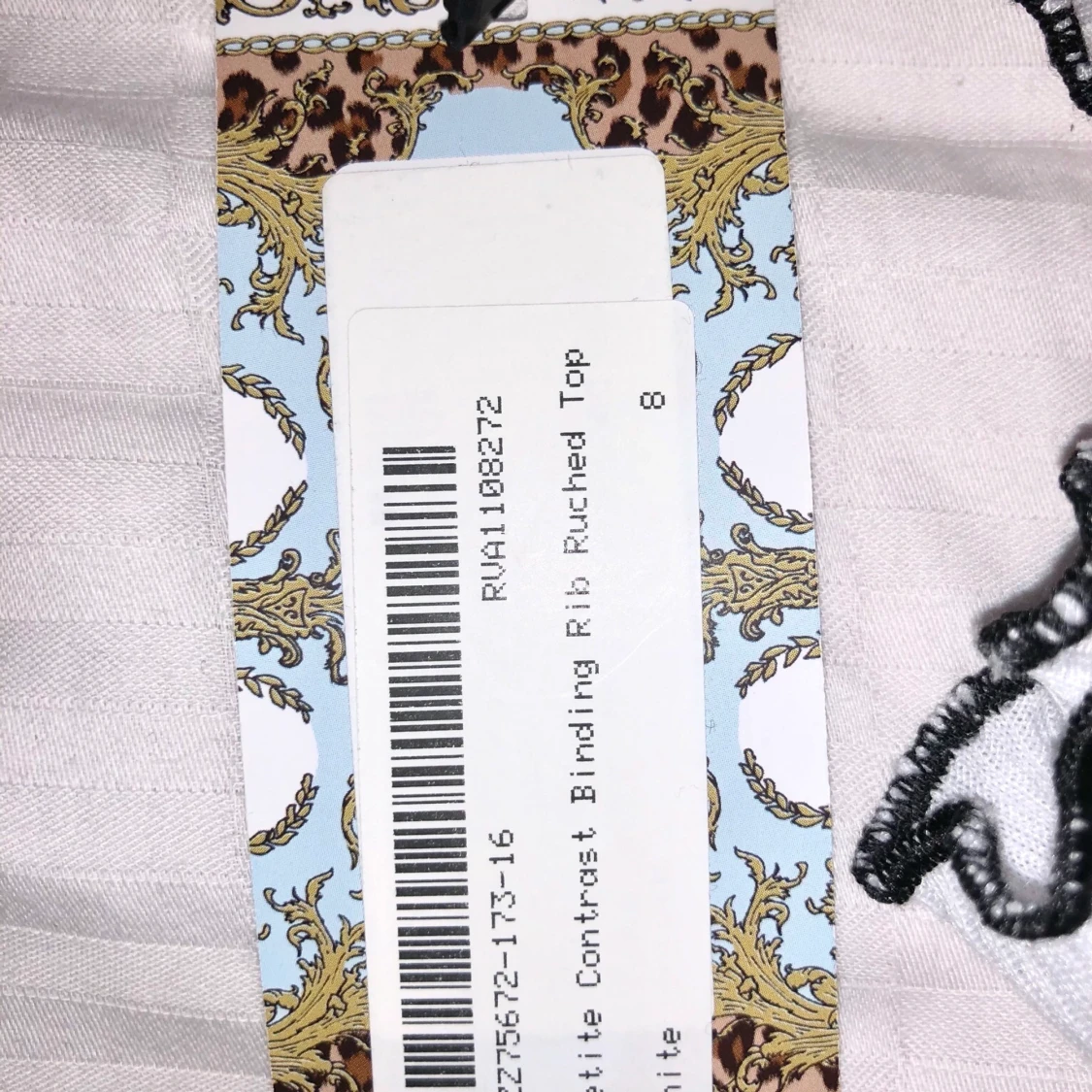 Vit ribbad topp från Boohoo - 90