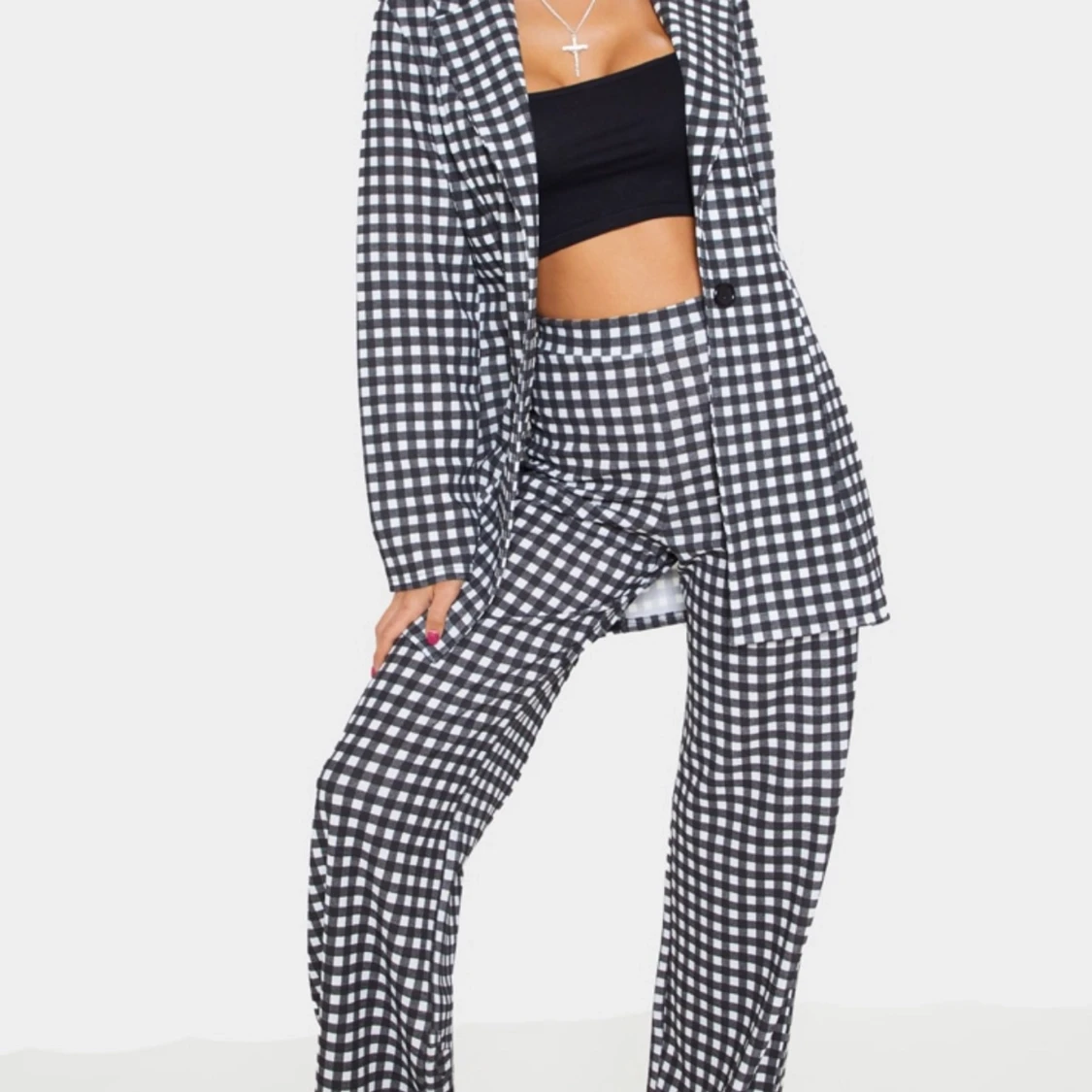 Prettylittlething byxor strl: 34