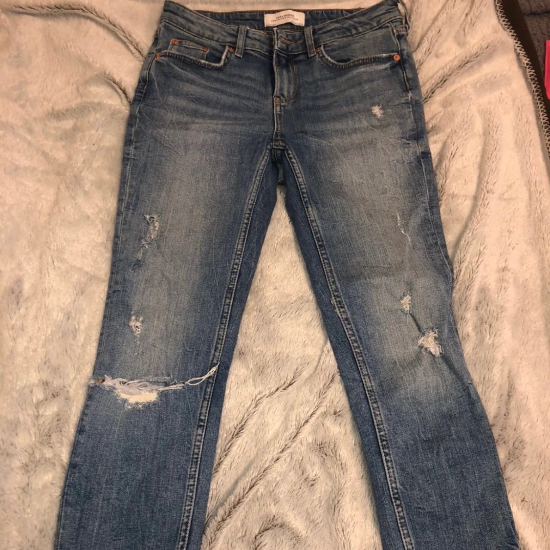 Slitna jeans Zara - 90