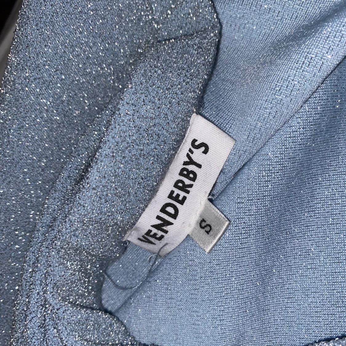 Festligt linne från Venderbys - 90