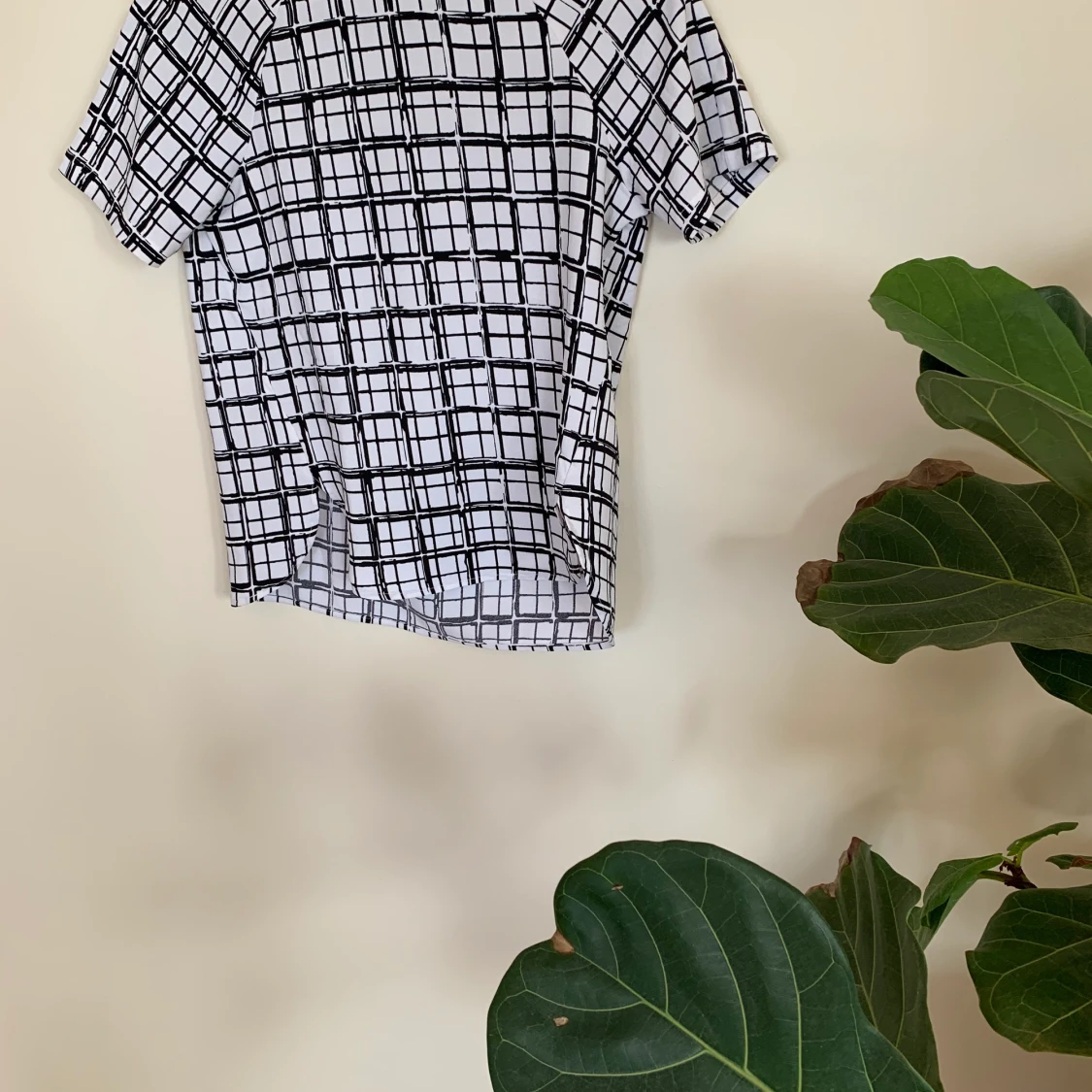 Blus från hm. Storlek 34  - 90