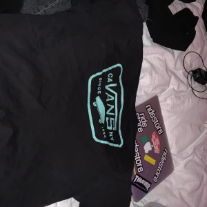Vans t-shirt  - Jätte cool och fin t-shirt 