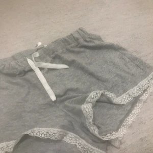 Cubus - Shorts ifrån Cubus i storlek:XS använda 2 gånger men passar inte mig längre💕 pris kan diskuteras då jag vill bli av med dom✨✨