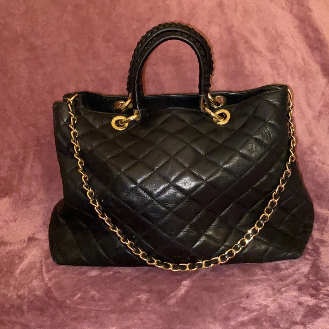 Svart handväska i läder ✨