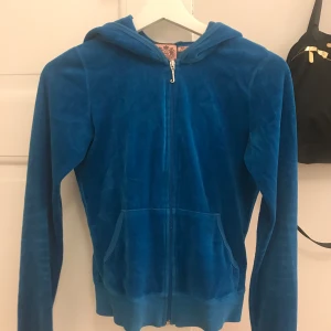 Juicy Couture kofta - Storlek S. Fint skick