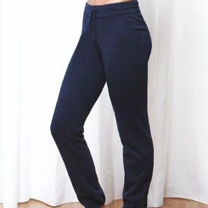  - Soft Goat Kashmirbyxor, navy, knappt använda, nypris 1895:-