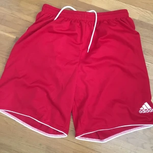  - Adidas short