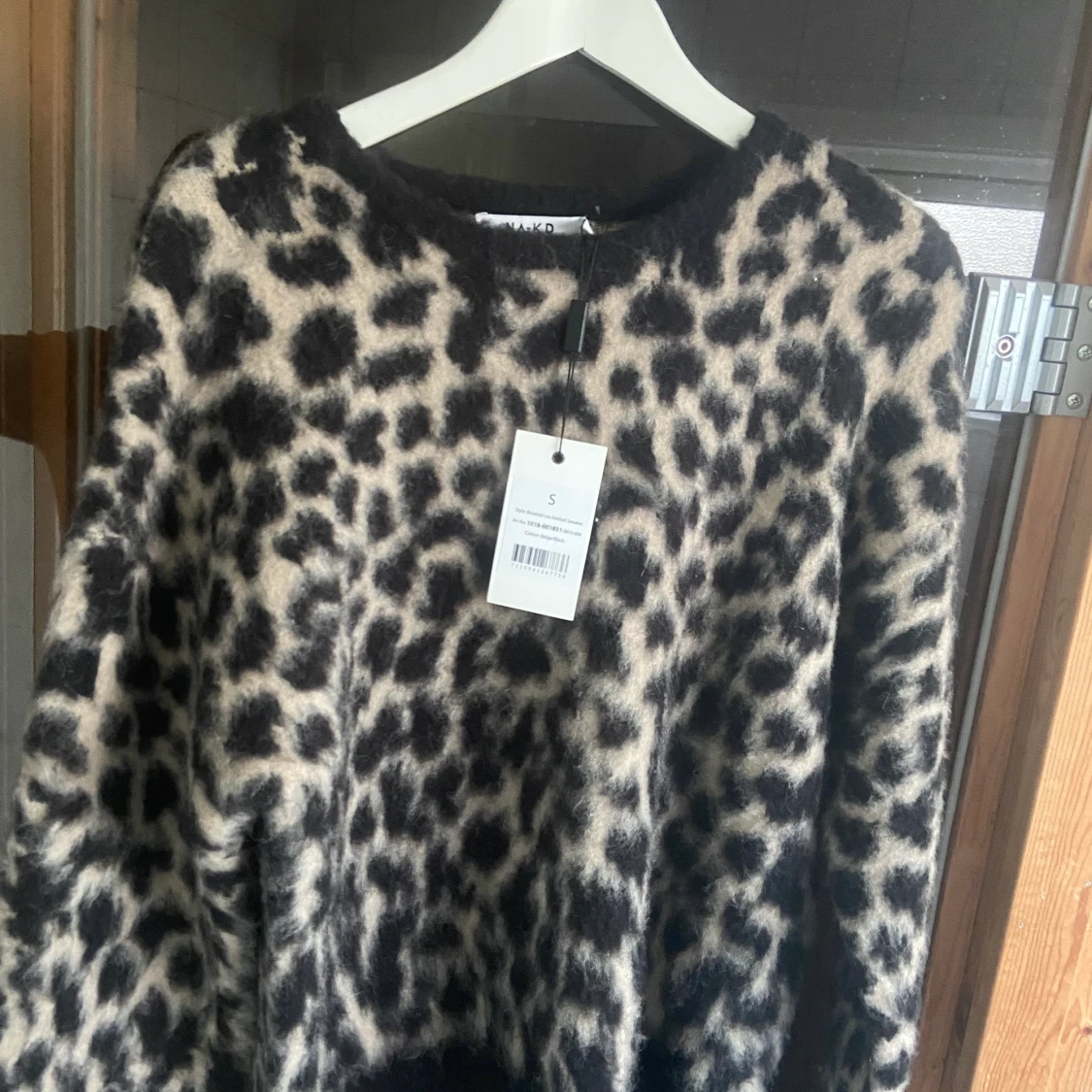 Jättefin stickad tröja från nakd i strl s - 90