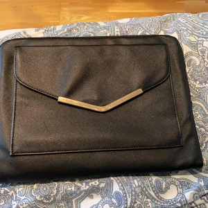 Datorfodral Colette - Datorfodral från Colette, aldrig använt. 