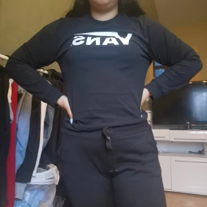 Vans tröja  - Aldrig använd stl S