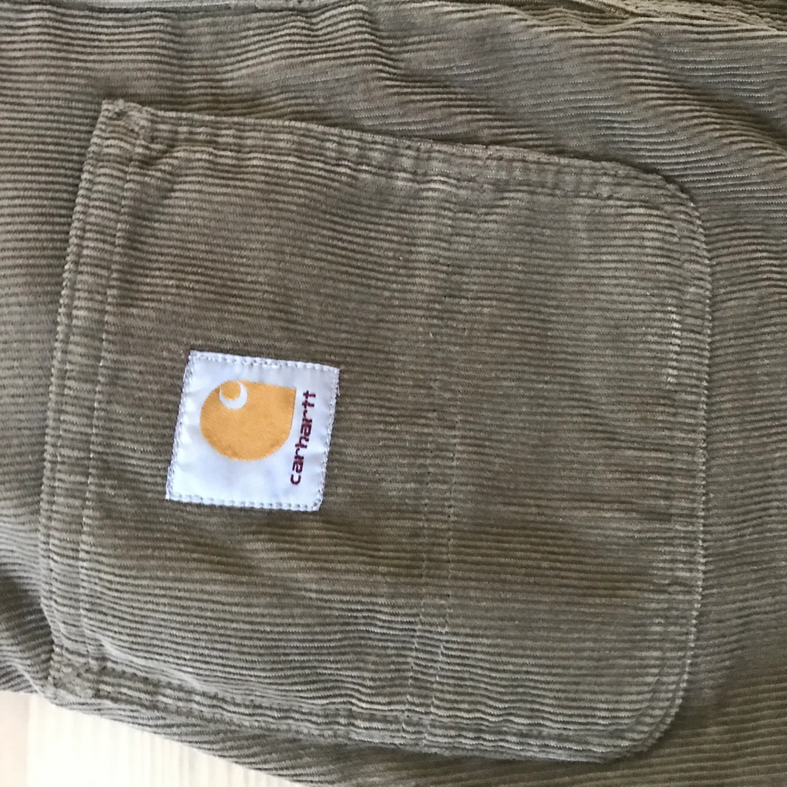 Carhartt manchesterbyxor  - 90