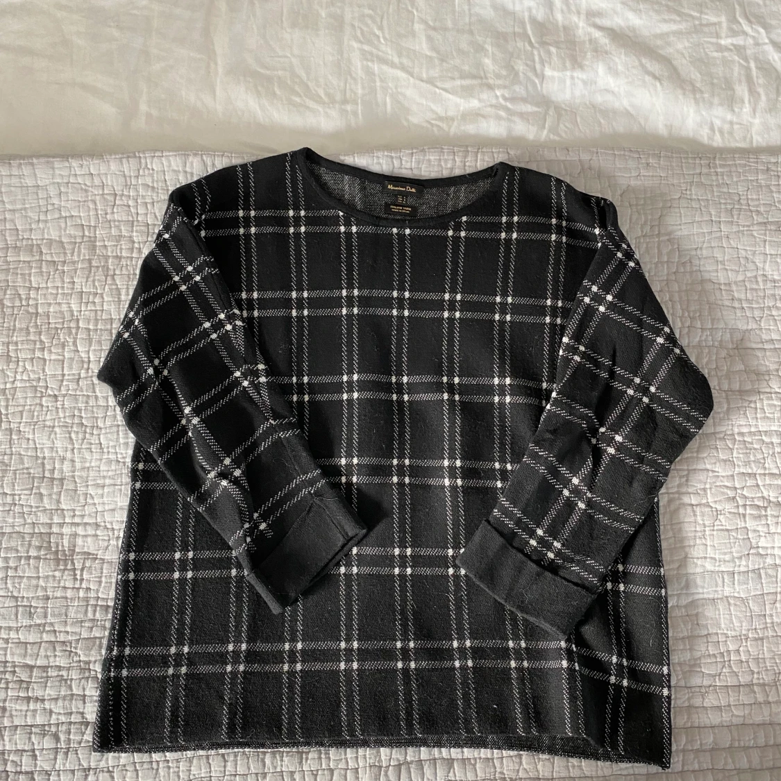 Massimo dutti rutig stickad tröja i storlek S - 90