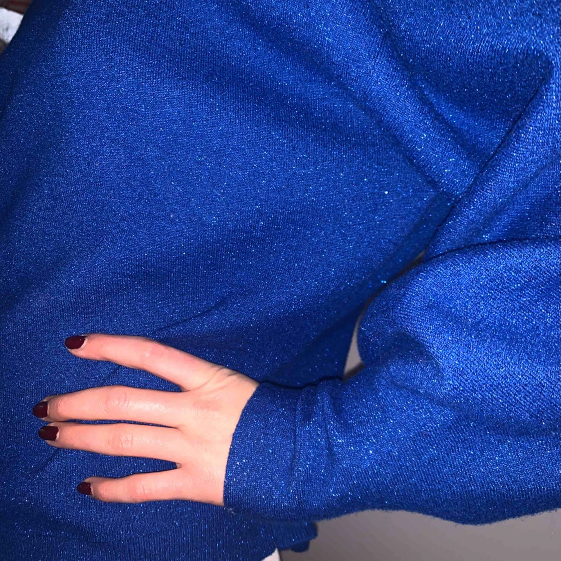 Blå tjocktröja - 91