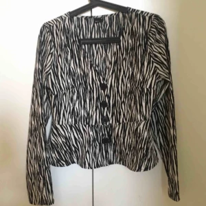  - Fint skick, använd några fåtal gånger :) 