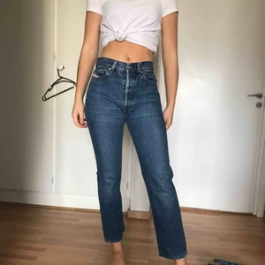  - Dissel jeans köpta på second hand affär för 300kr