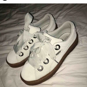  - Puma skor! Aldrig använda pågrund av jag köpte fel storlek