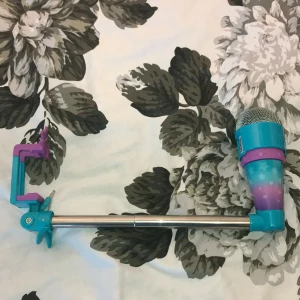 Kamerapinne - Denna kamerapinnen har varit använd i ca 1månad, ni står för frakten:)