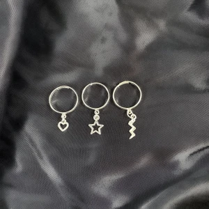 Ringar  - Justerbara silverpläterade ringar!                                           70kr styck inklusive frakt! @bling.uf på instagram! ✨