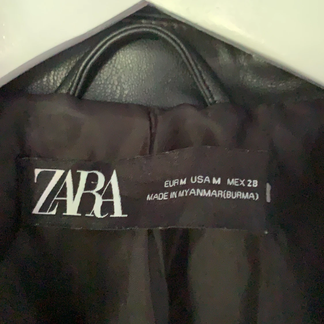 Skinnjacka från Zara  - 91