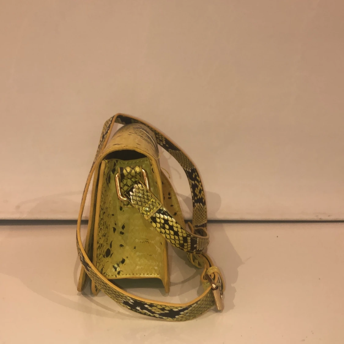 Gul ormskinns crossbody bag - 90