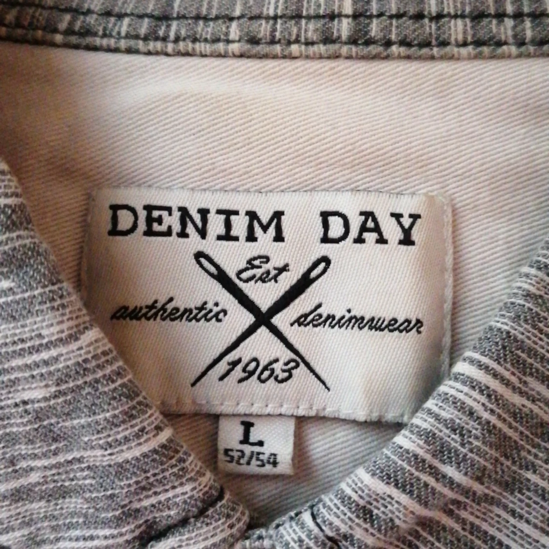 Denim Day shirt 1963 strl L - 91