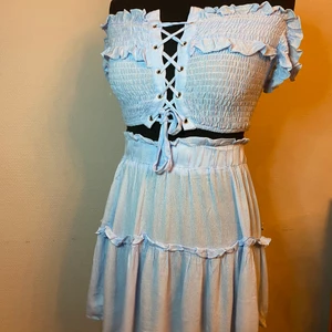 SHEIN Co-set - Ljusblått Co-set - aldrig använt då den var lite liten för mig! Frakt tillkommer, kan också mötas i Sthlm! 