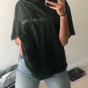 Champion tshirt - Retro vintage champion T-shirt. Mörkgrön och cool. 