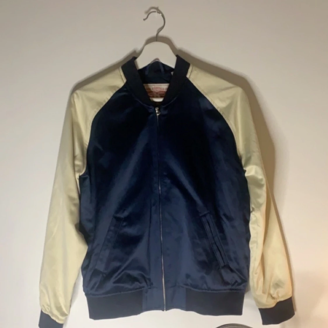 Jacka i baseball/bomber stil