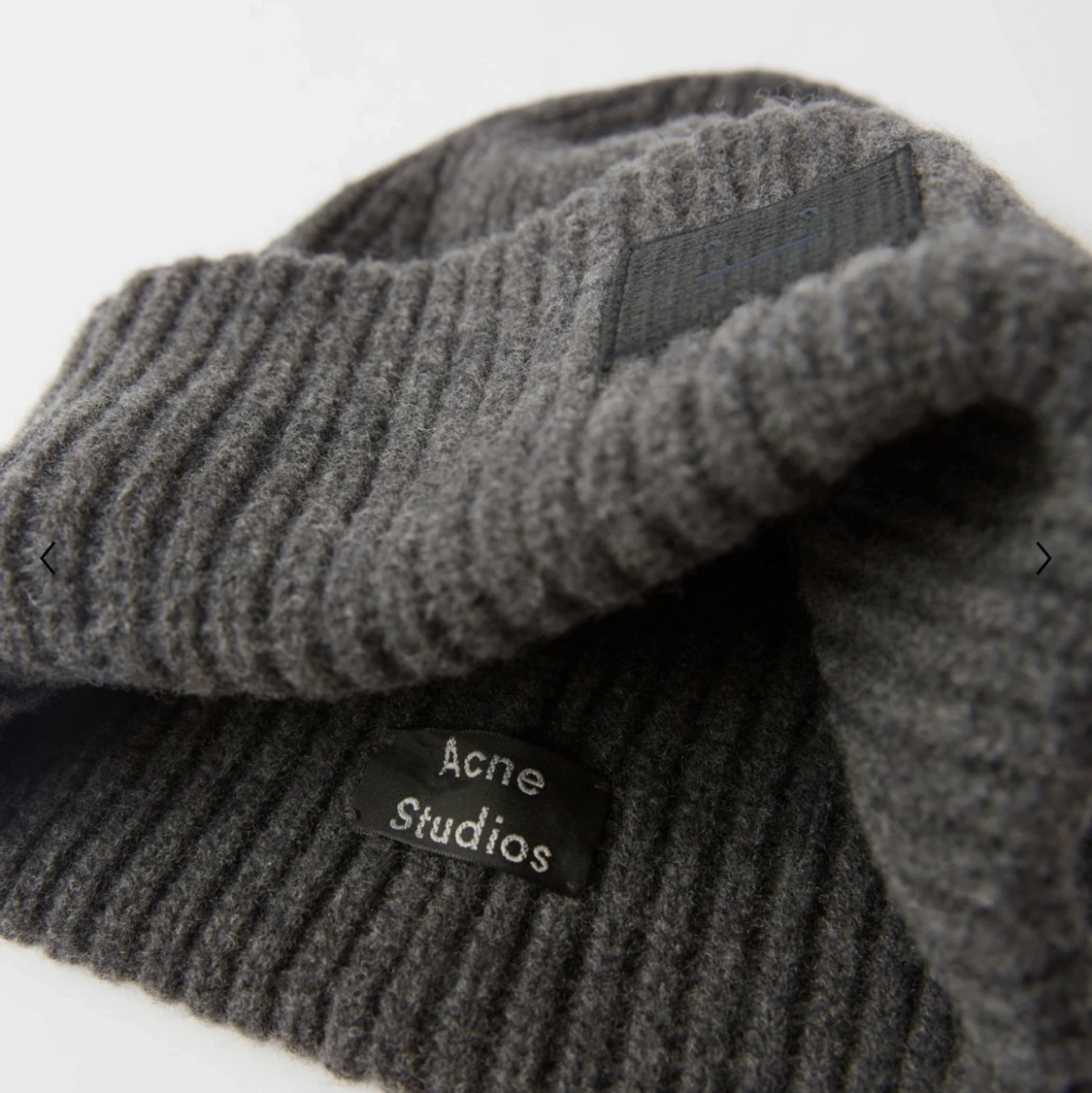 Acne mössa - 91