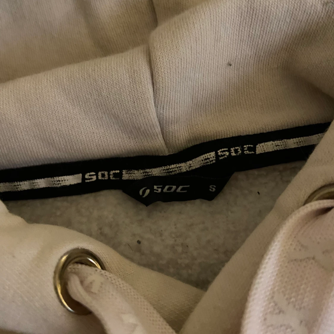 Ljusrosa croppad hoodie - 91