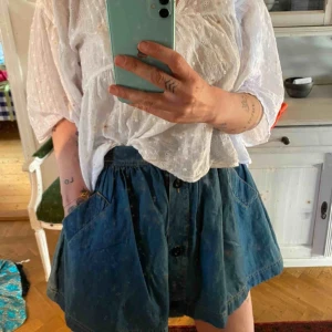  - Jätte söt jeanskjol med knappar från See by Cholé. Köpt på Net a porter, knappt använd. 