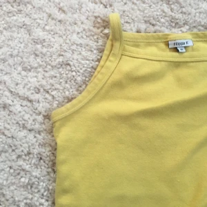  - Linne från Filippa K, knappt använt, lite tjockare tyg. 