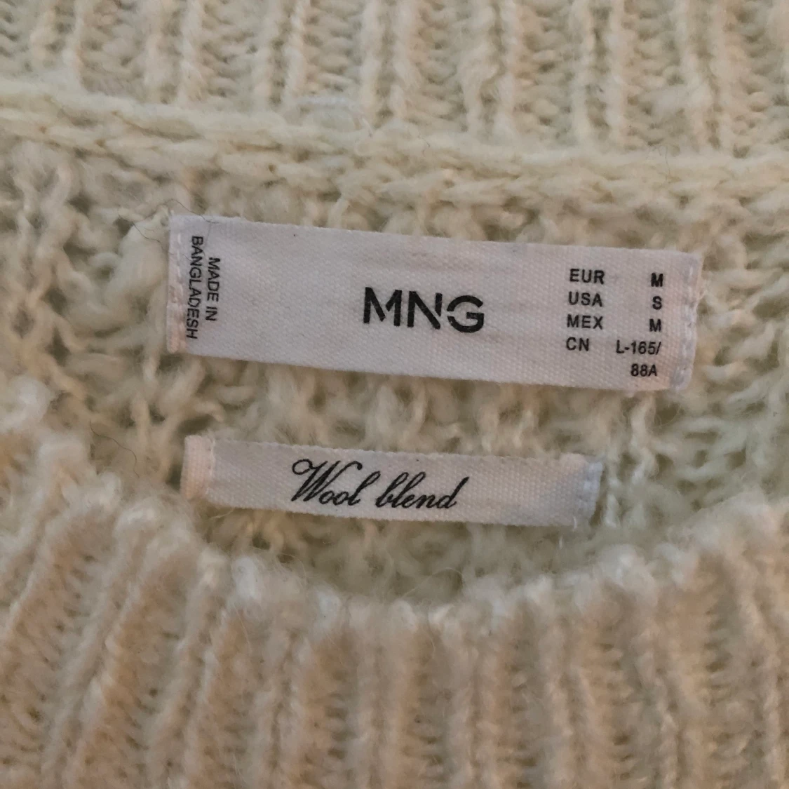 Wool blend tröja från mango  - 90