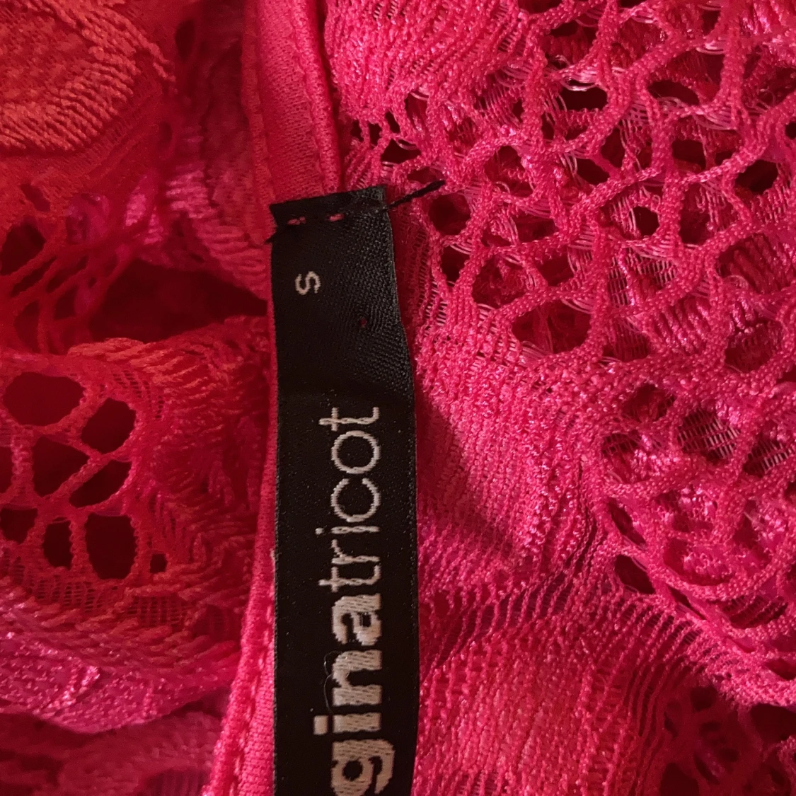 Söt rosa spetstopp i storlek S  - 91